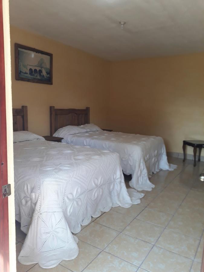Hotel Villa Aurora Bernal Esterno foto